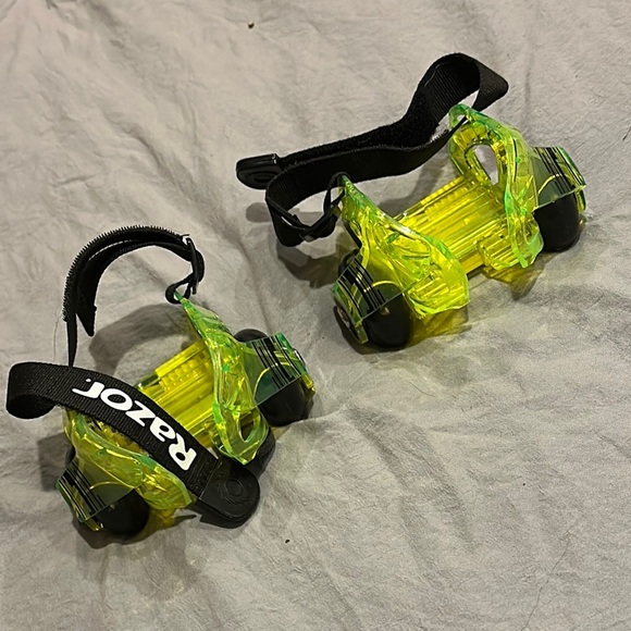 Kids Razor Jetts DLX heel wheels - Picture 4 of 4